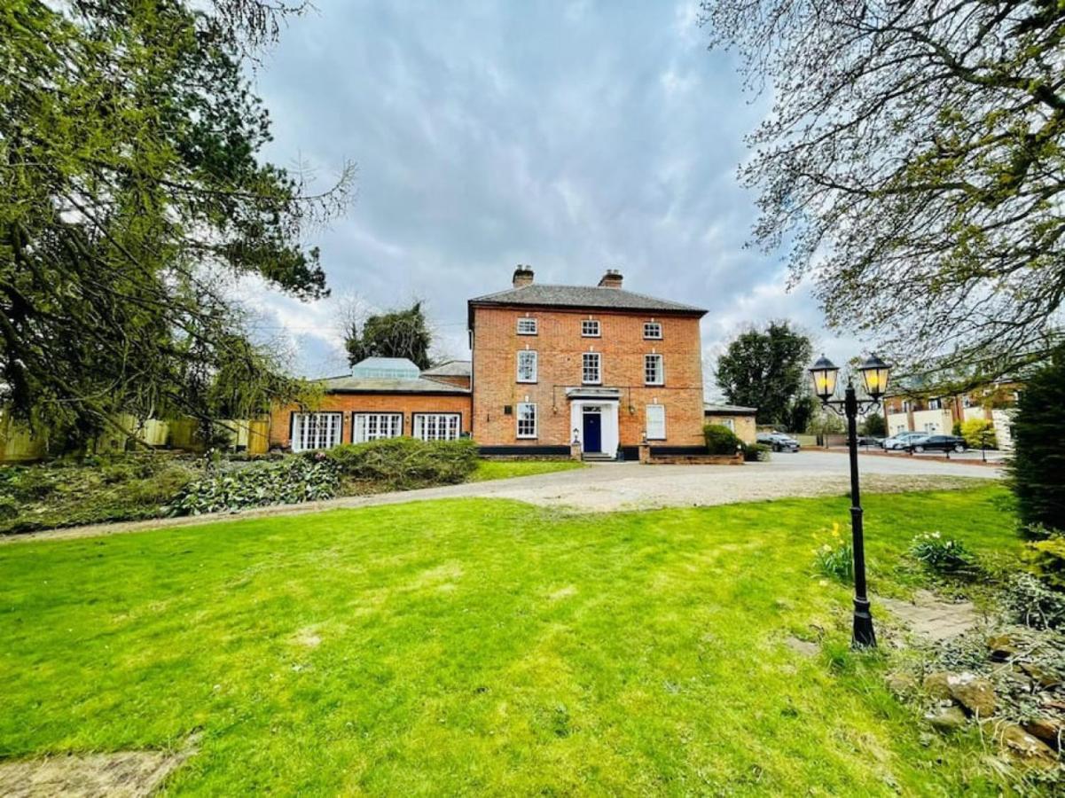 Lydney House Swaffham Sleeps 22 Villa Exterior foto