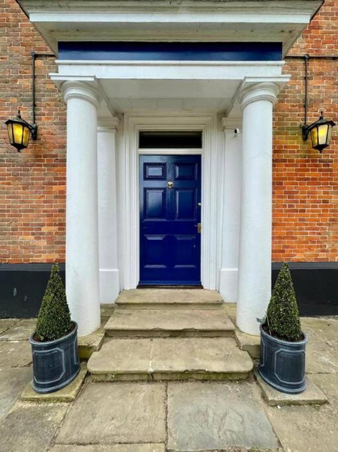 Lydney House Swaffham Sleeps 22 Villa Exterior foto
